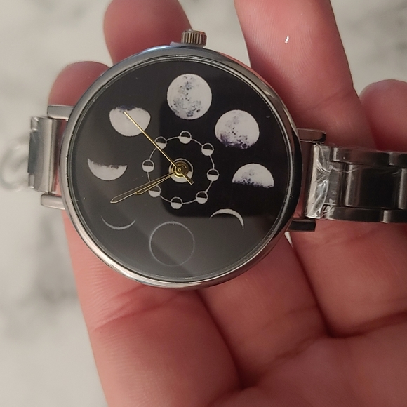 Moon Phase Watch & Ring - Picture 2 of 8